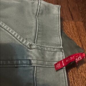 Spanx Stretch Twill Ankle Cargo Pants in Green